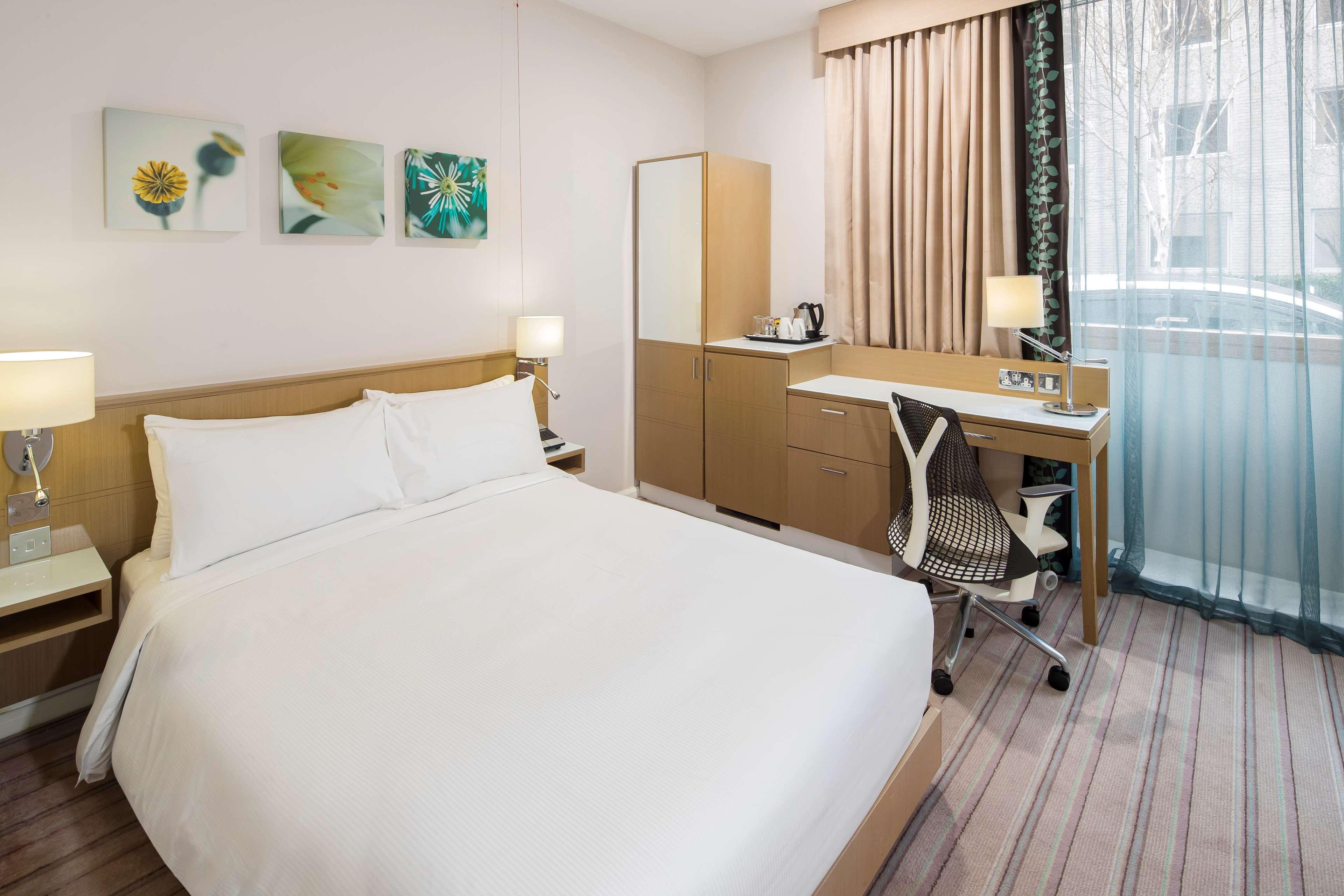 Hilton Garden Inn Bristol City Centre Екстер'єр фото