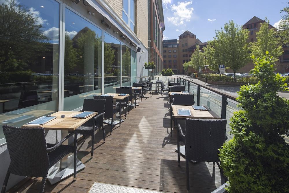 Hilton Garden Inn Bristol City Centre Екстер'єр фото